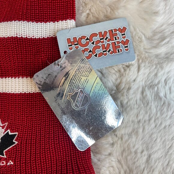 NWT Hockey Hockey NHL Canada Floppy Hat Beanie Red - Picture 2 of 5